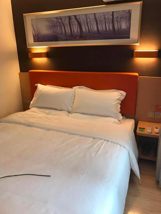 7 Days Premium Chongqing Jiangbei International Airport Branch Hotel Exterior photo